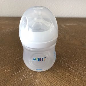 Avent (4oz) bottles